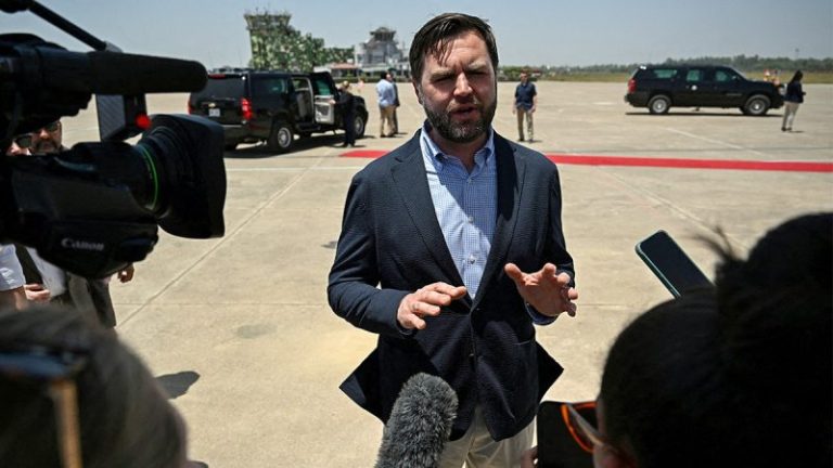 Vance issues ultimatum to Russia, Ukraine on peace negotiations